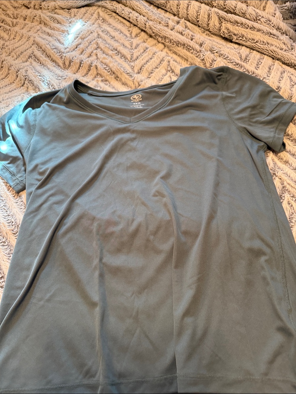 Women's V-Neck Performance Tee in Olive Green